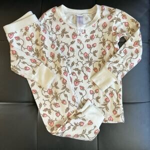 Girls size 3, snug fitting strawberry pajamas